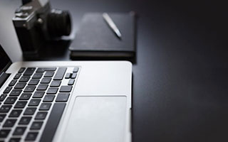 开云体育全站-“足球智者”：某某教练解读战术变革心得，足球技战术训练全书